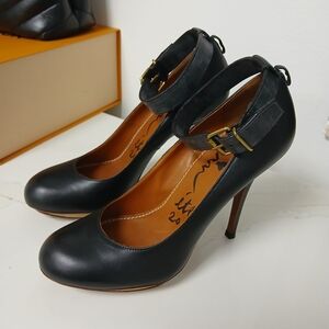 LANVIN PUMPS